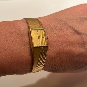 Pulsar Quartz Goldtone Bangle Watch